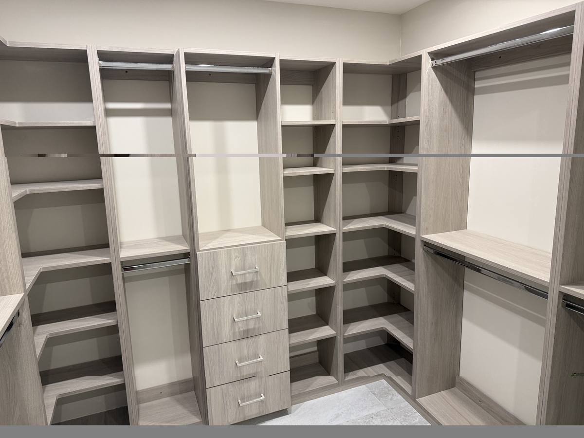Custom Closets by Zoma Construction